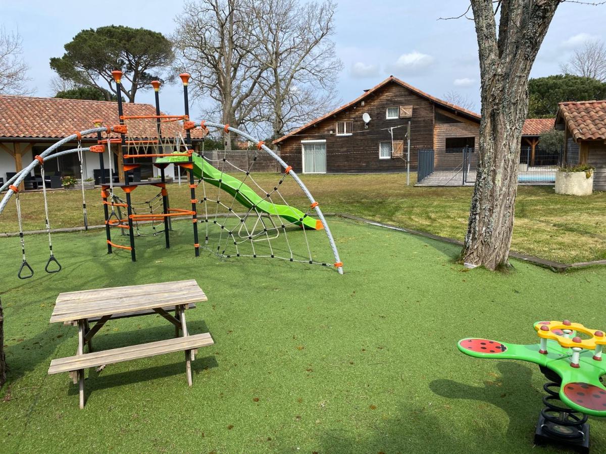Ensemble De 3 Villas Avec Piscine Chauffee, Esprit Detente サンギネ エクステリア 写真
